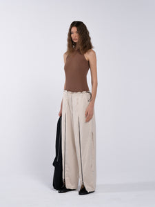 SIGNATURE ZIPPER TROUSERS - NUDE